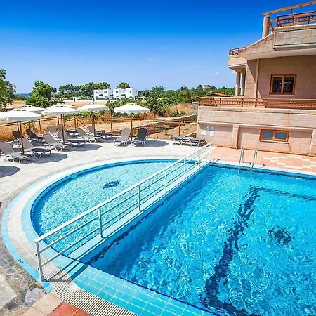 Hotel Ledras Отель Геннади