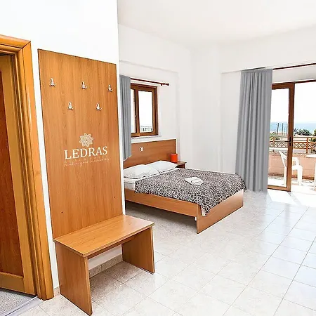 Hotel Ledras 4*