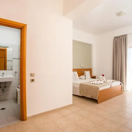 Hotel Ledras Jenadi