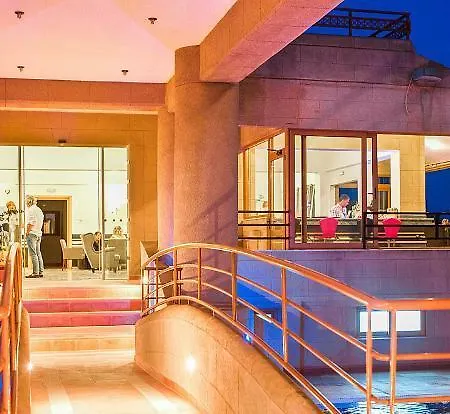 Hotel Ledras 4*