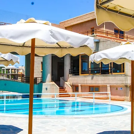 Hotel Ledras Отель 4*