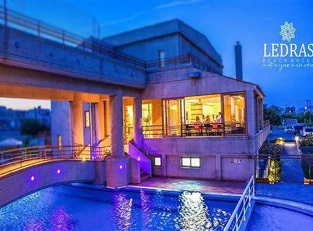 Ledras Ξενοδοχείο 4*