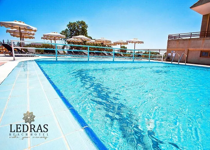 Hotel Ledras Jenadi